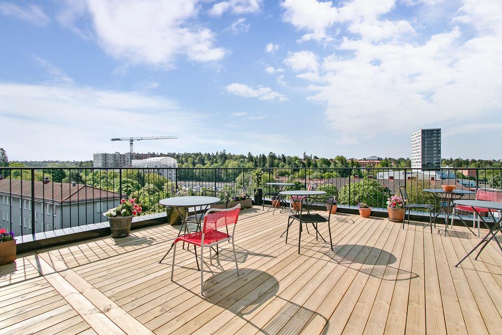 First Hotel Brommaplan Stockholm Bagian luar foto