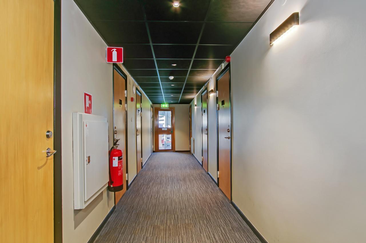 First Hotel Brommaplan Stockholm Bagian luar foto