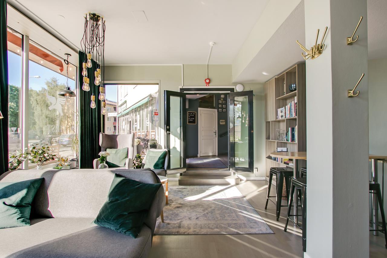 First Hotel Brommaplan Stockholm Bagian luar foto