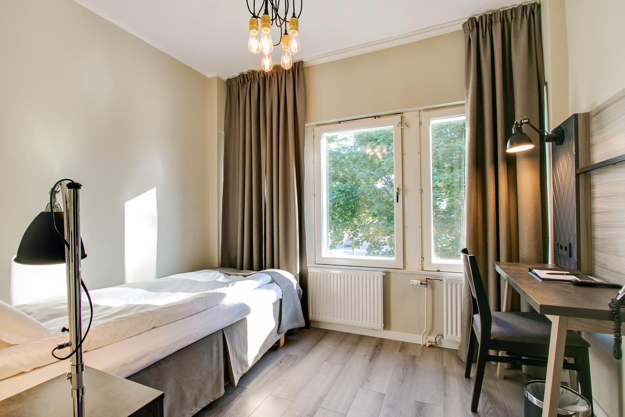 First Hotel Brommaplan Stockholm Bagian luar foto