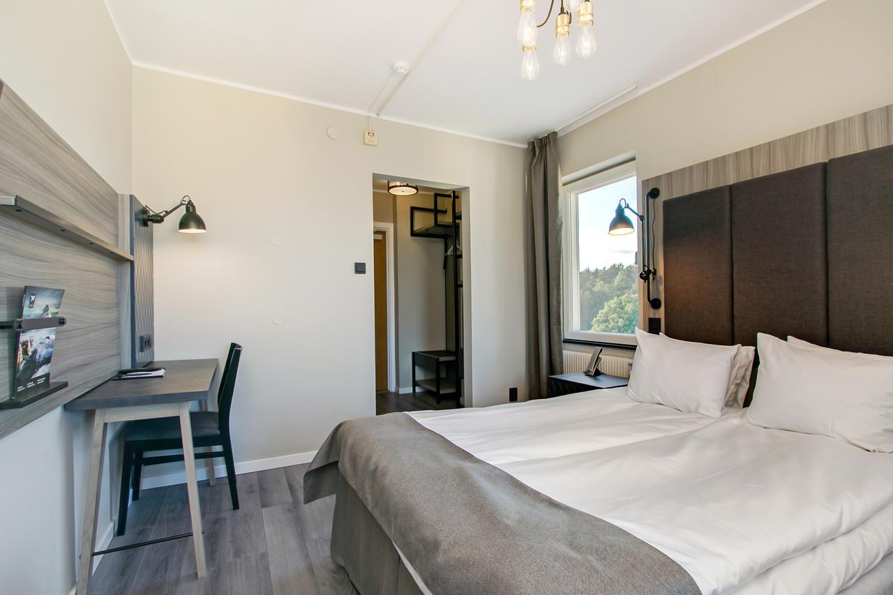 First Hotel Brommaplan Stockholm Bagian luar foto